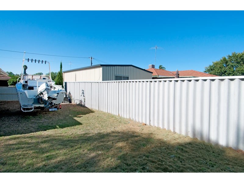 1 Dundas Place, Greenfields WA 6210