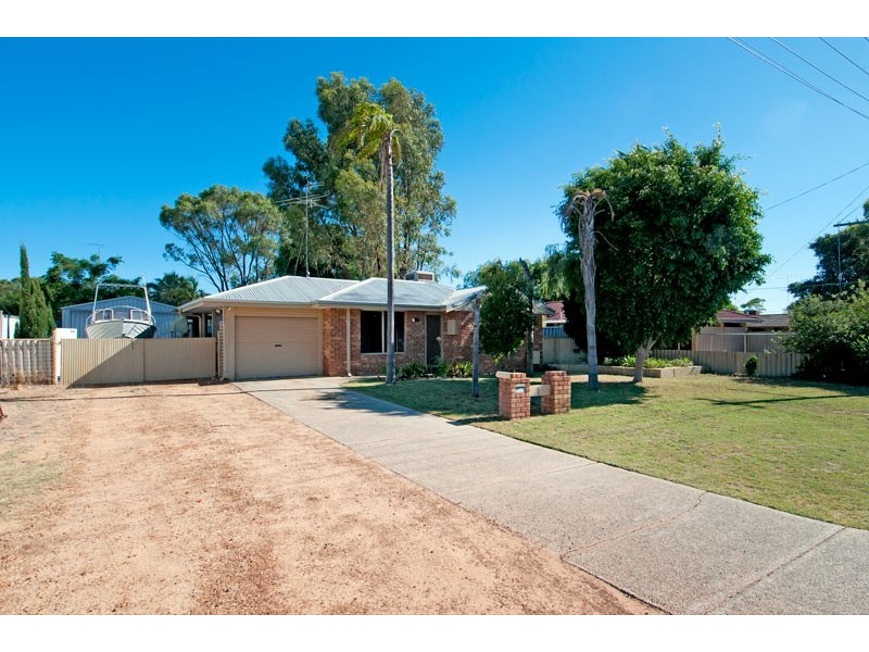 1 Dundas Place, Greenfields WA 6210