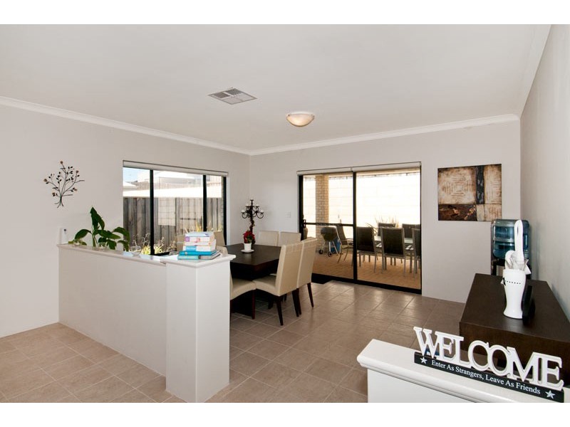 7 Cordia Way, Halls Head WA 6210