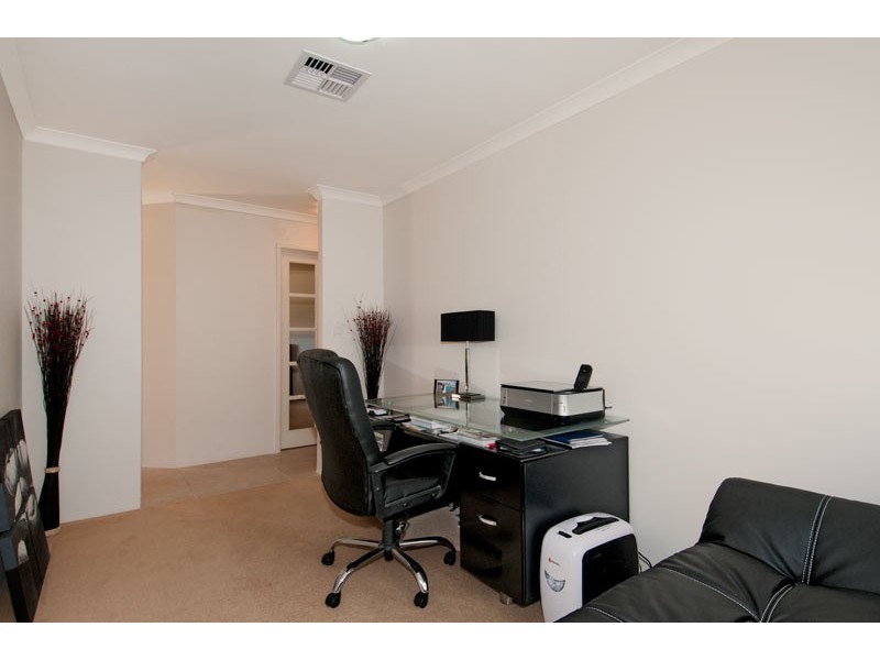 7 Cordia Way, Halls Head WA 6210