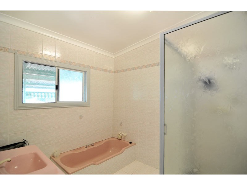 60 Boundary Road, Dudley Park WA 6210