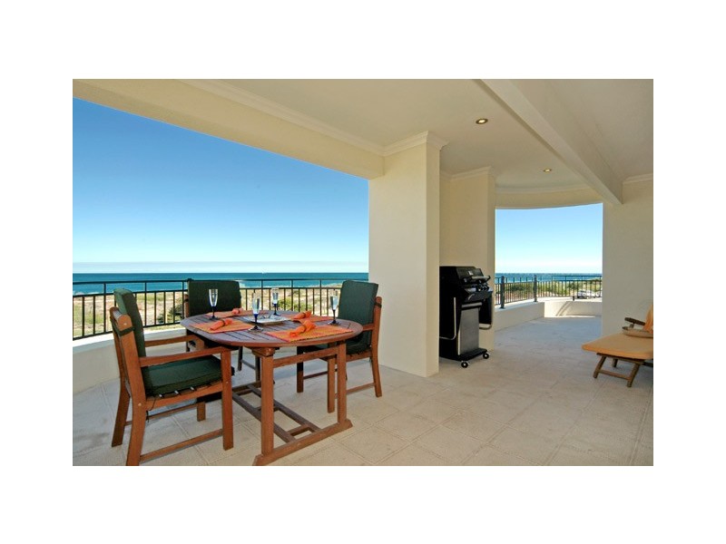 56 Boardwalk Boulevard, Halls Head WA 6210