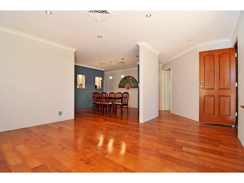 8 Dunsborough Court, Dawesville WA 6211