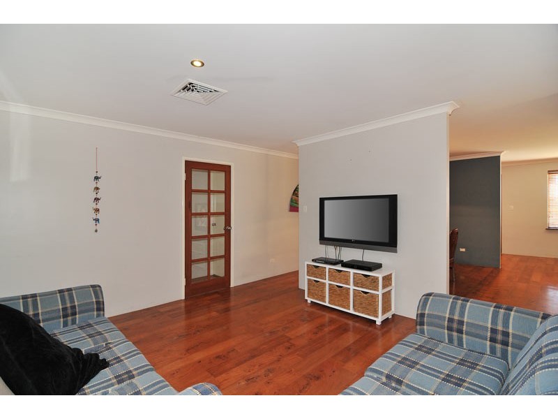 8 Dunsborough Court, Dawesville WA 6211