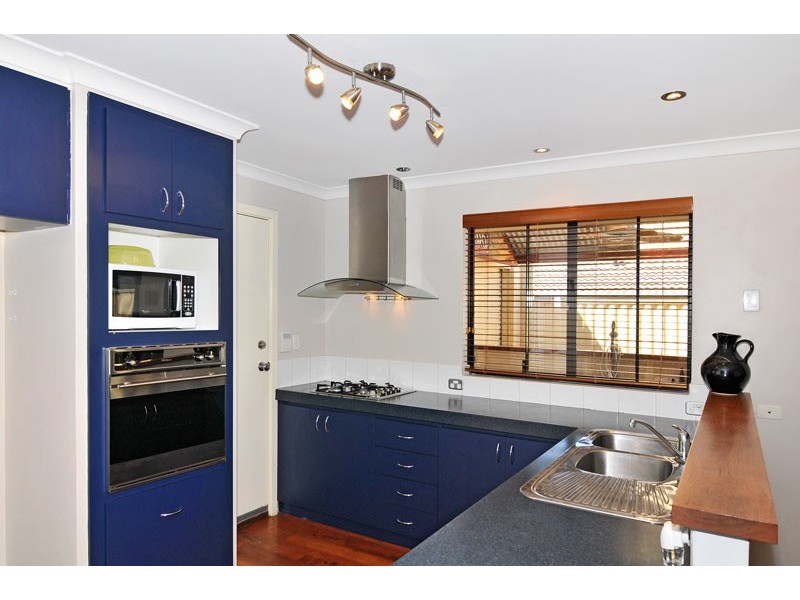 8 Dunsborough Court, Dawesville WA 6211