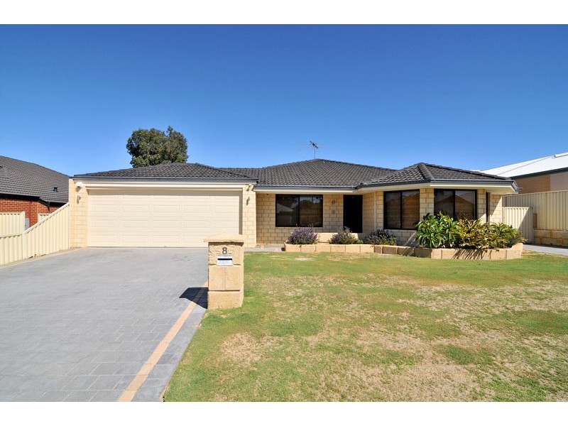8 Dunsborough Court, Dawesville WA 6211
