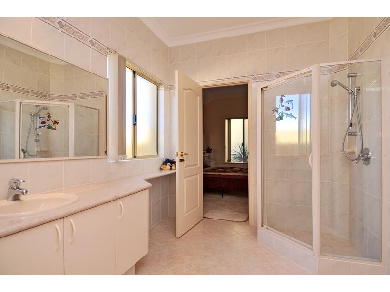 9 Bluewater Rtt, Wannanup WA 6210