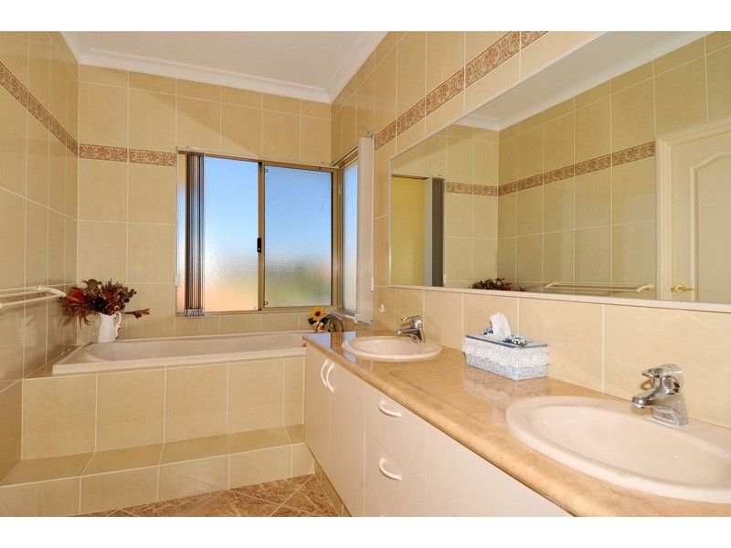 9 Bluewater Rtt, Wannanup WA 6210