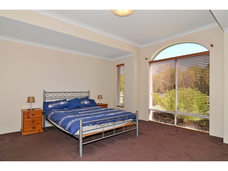 34 Beacham Street, Coodanup WA 6210