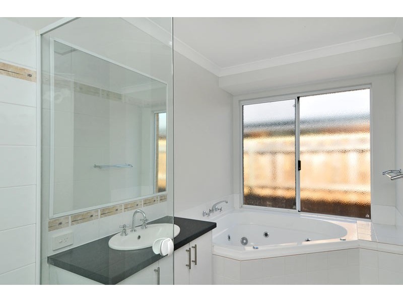 34 Beacham Street, Coodanup WA 6210