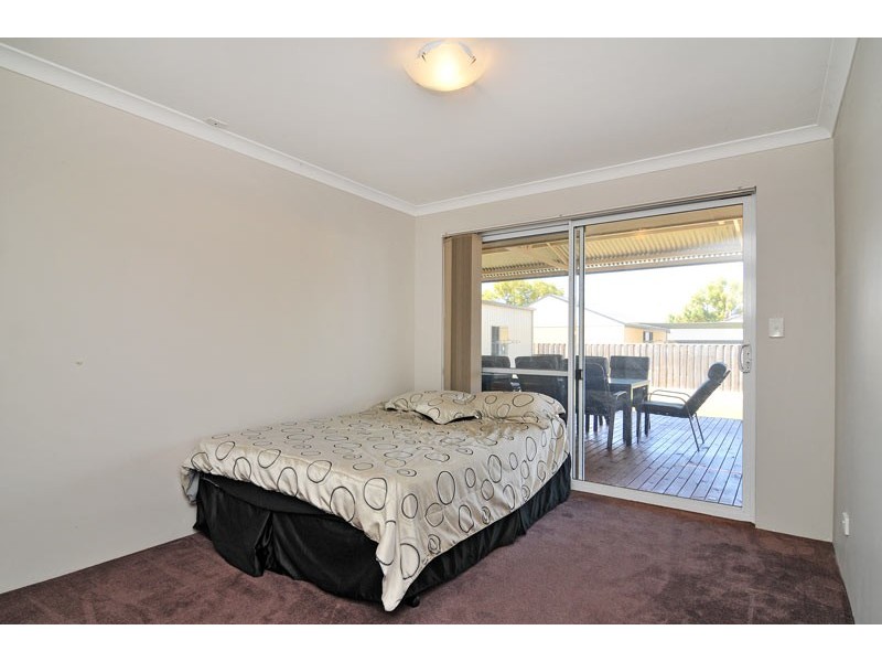 34 Beacham Street, Coodanup WA 6210