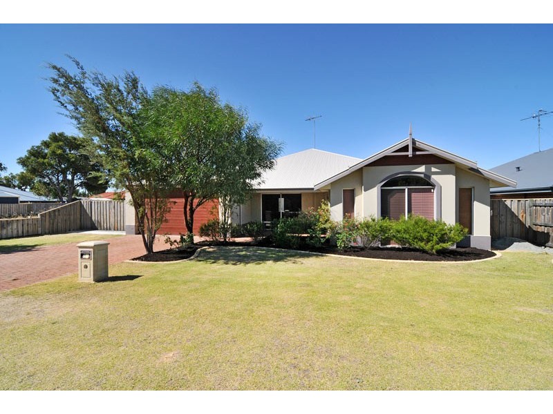 34 Beacham Street, Coodanup WA 6210