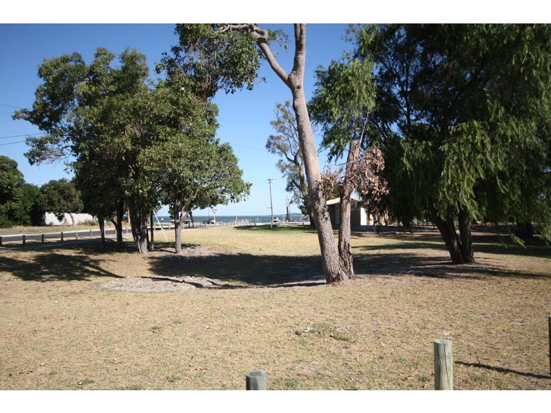 46A Flinders Street, Falcon WA 6210