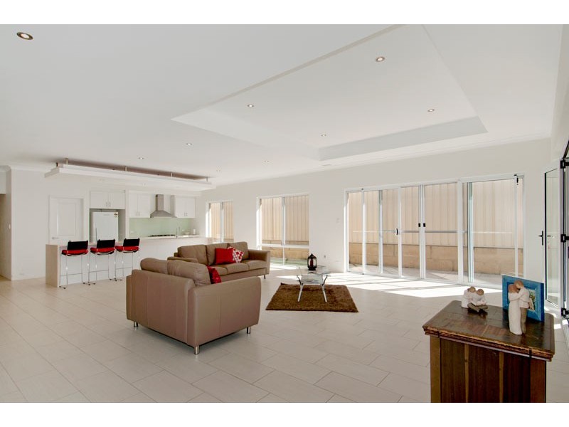 47 Iluka Road, Dawesville WA 6211