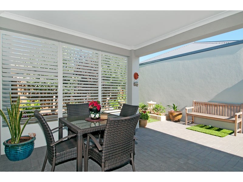 9 Pacifica Way, Dudley Park WA 6210