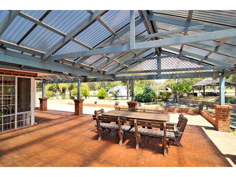 126 Lymon Road, Stake Hill WA 6181