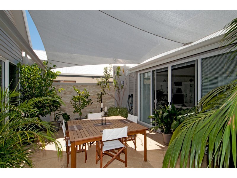 16 Conservation Loop, Erskine WA 6210