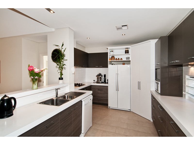 16 Conservation Loop, Erskine WA 6210