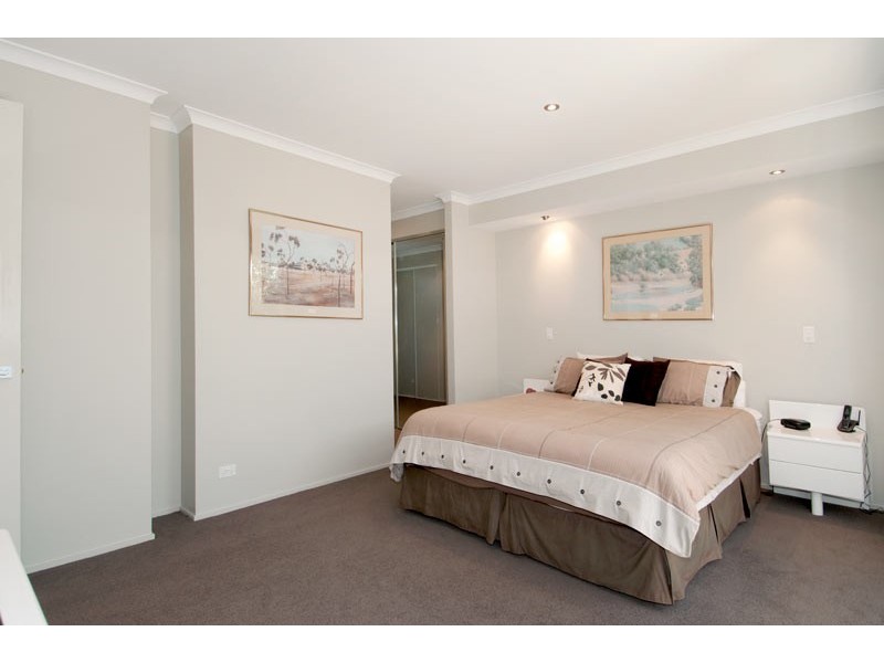 16 Conservation Loop, Erskine WA 6210