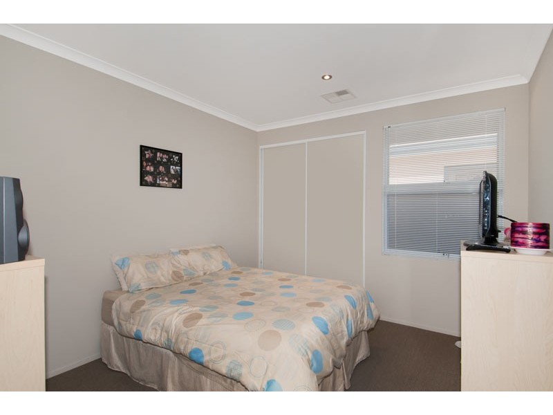 16 Conservation Loop, Erskine WA 6210