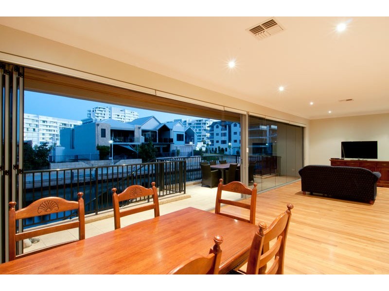 3 Florian Mews, Mandurah WA 6210