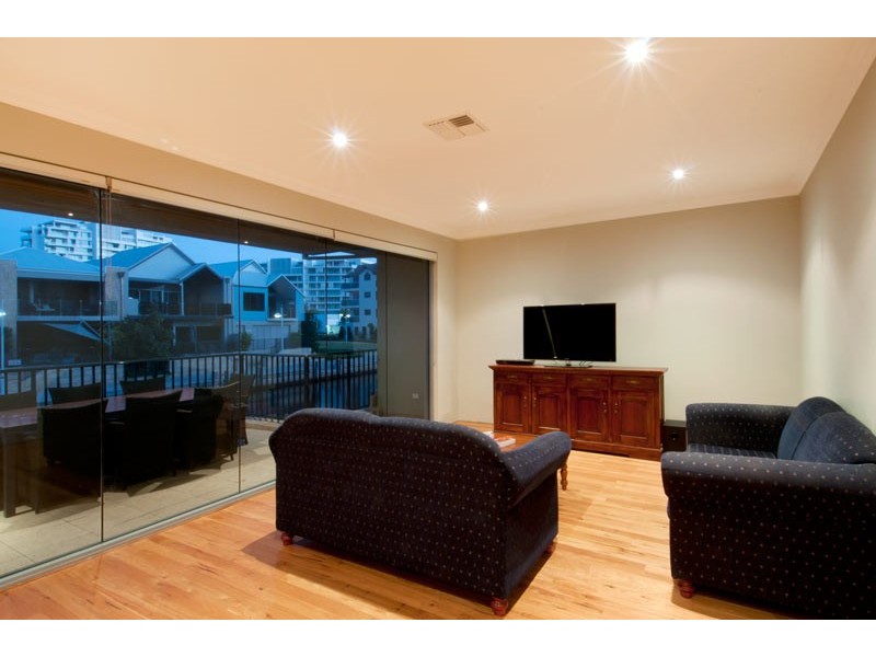 3 Florian Mews, Mandurah WA 6210
