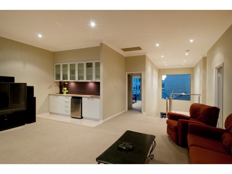 3 Florian Mews, Mandurah WA 6210