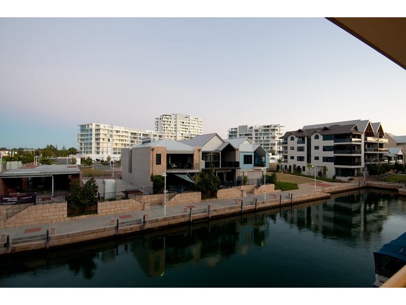 3 Florian Mews, Mandurah WA 6210