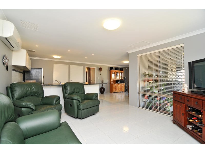 52 Hyden Loop, Dawesville WA 6211