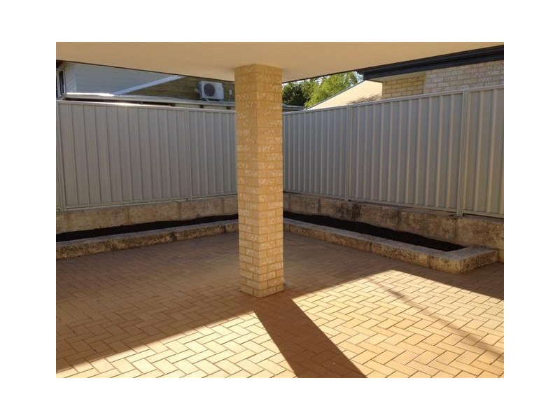 43 Shayne Street, Halls Head WA 6210