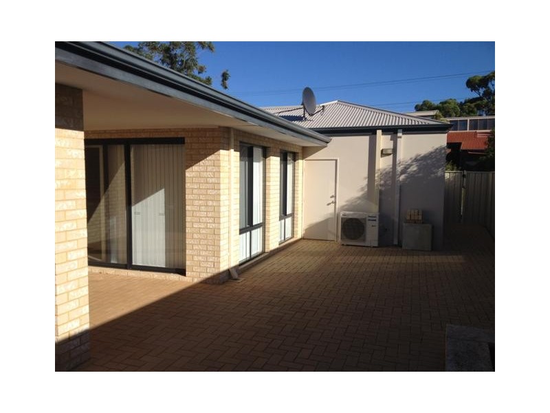 43 Shayne Street, Halls Head WA 6210