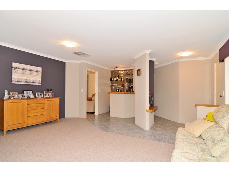 7 Howe Close, San Remo WA 6210