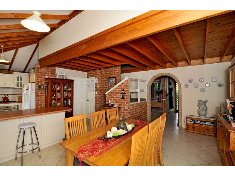 8 Kolan Close, Dudley Park WA 6210