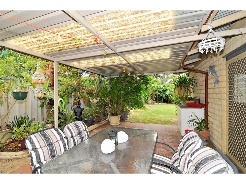 8 Kolan Close, Dudley Park WA 6210