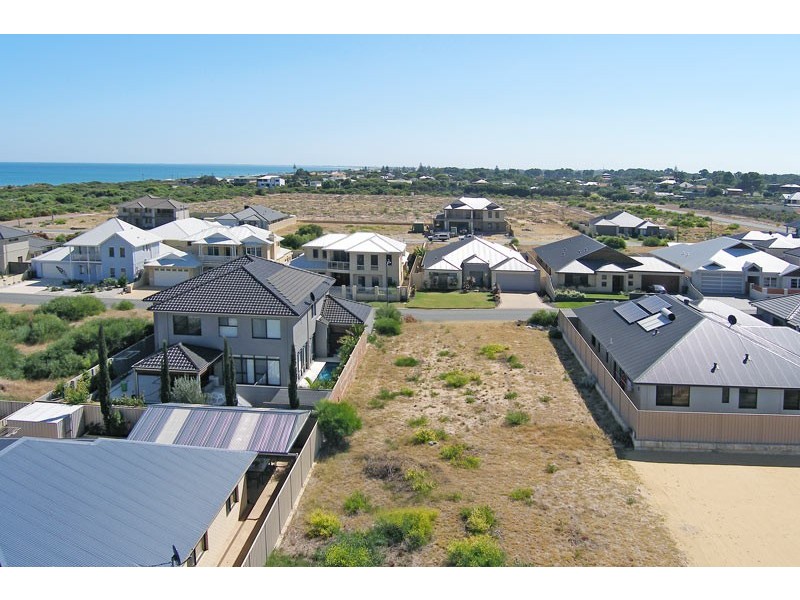 18 Abercrombie Rise, Madora Bay WA 6210