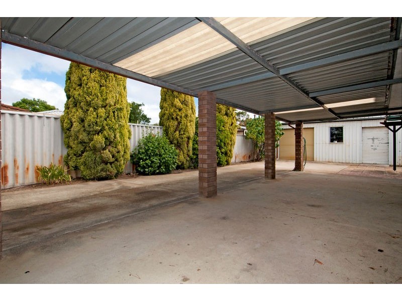 5 Doongin Road, Greenfields WA 6210