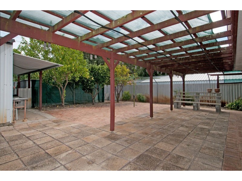 5 Doongin Road, Greenfields WA 6210