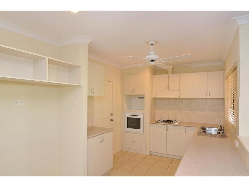 6 Lapwing Road, Coodanup WA 6210