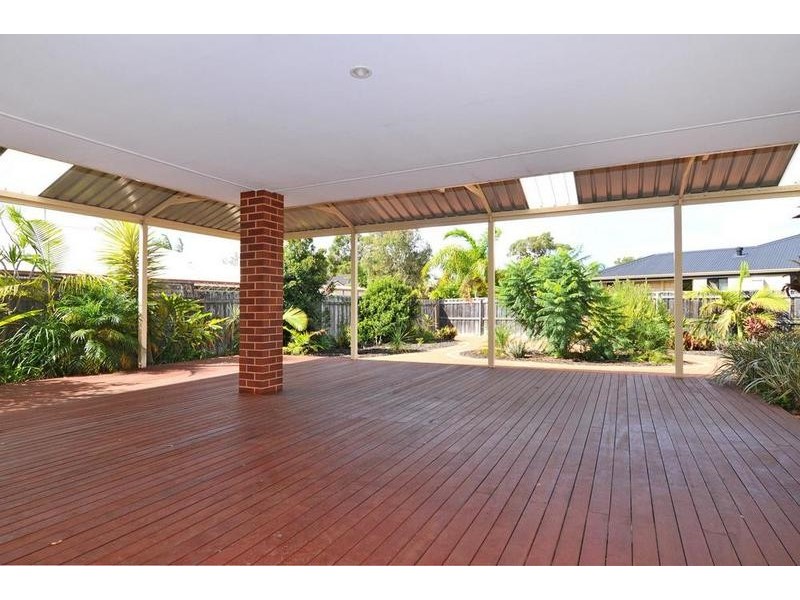 6 Lapwing Road, Coodanup WA 6210