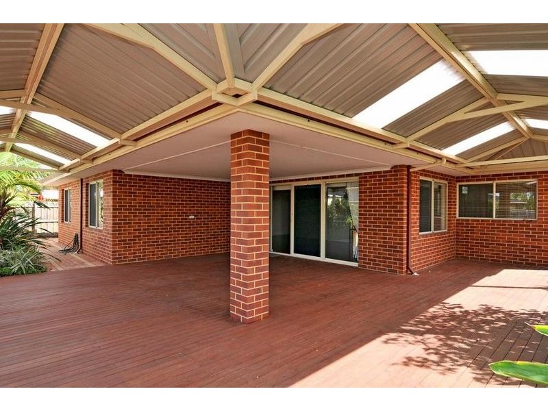 6 Lapwing Road, Coodanup WA 6210