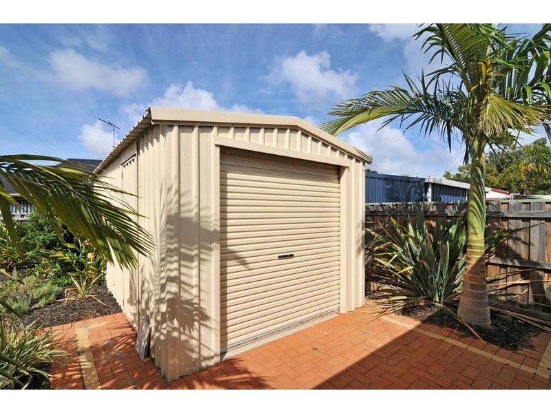 6 Lapwing Road, Coodanup WA 6210