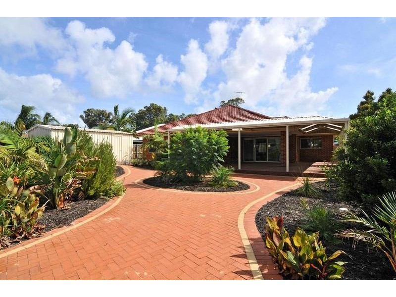 6 Lapwing Road, Coodanup WA 6210