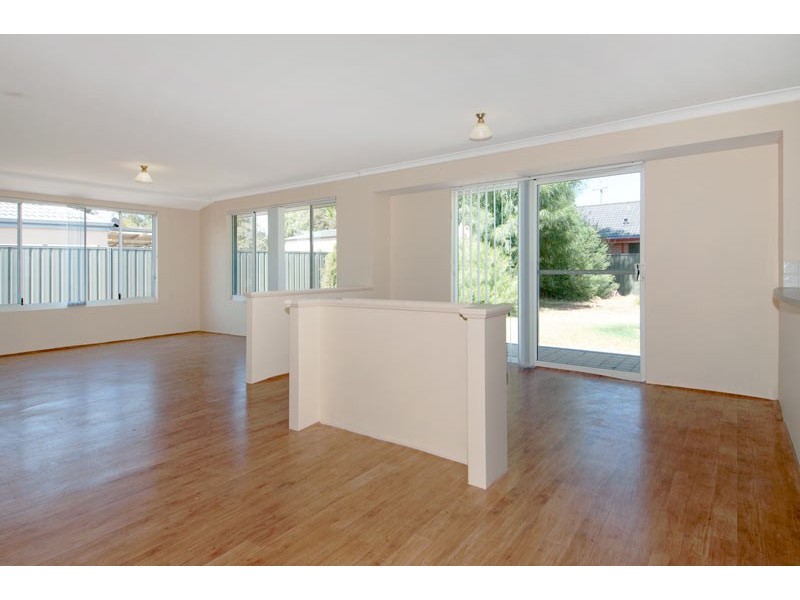 14 Sandalwood Close, Falcon WA 6210