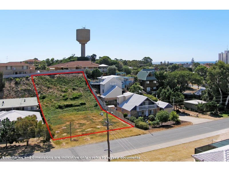 62 Janis Street, Halls Head WA 6210