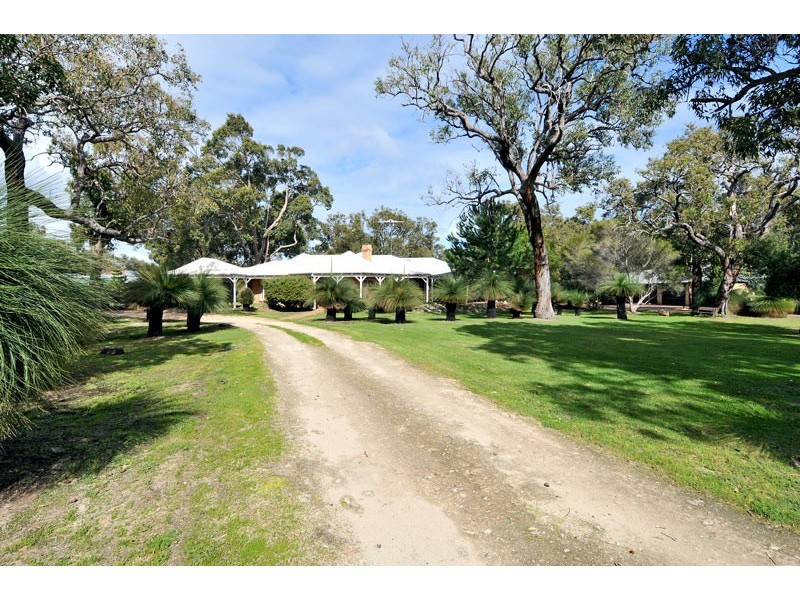 6 Woodsong Close, Falcon WA 6210