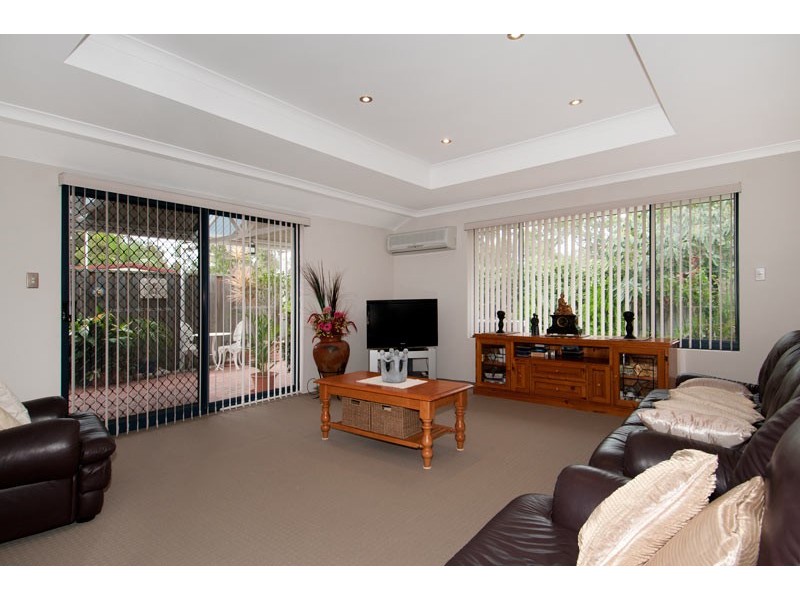 21 Cervantes Drive, Erskine WA 6210