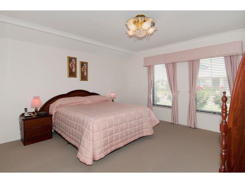 21 Cervantes Drive, Erskine WA 6210