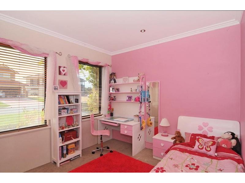 13 Majorca Green, Secret Harbour WA 6173