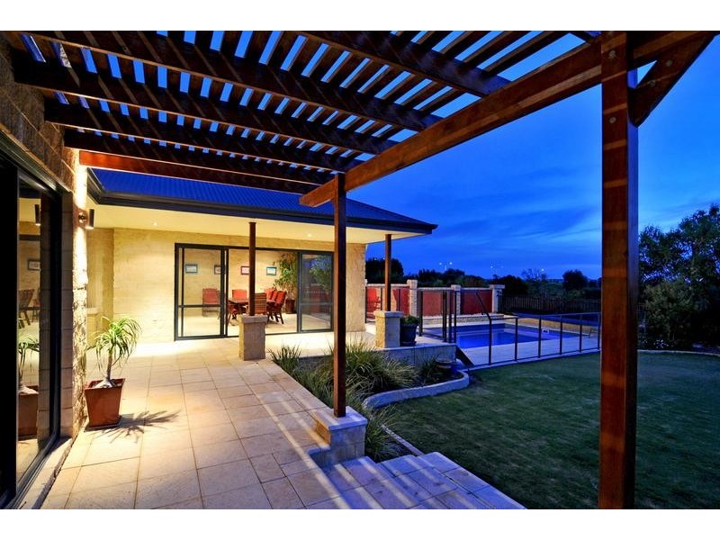 13 Majorca Green, Secret Harbour WA 6173