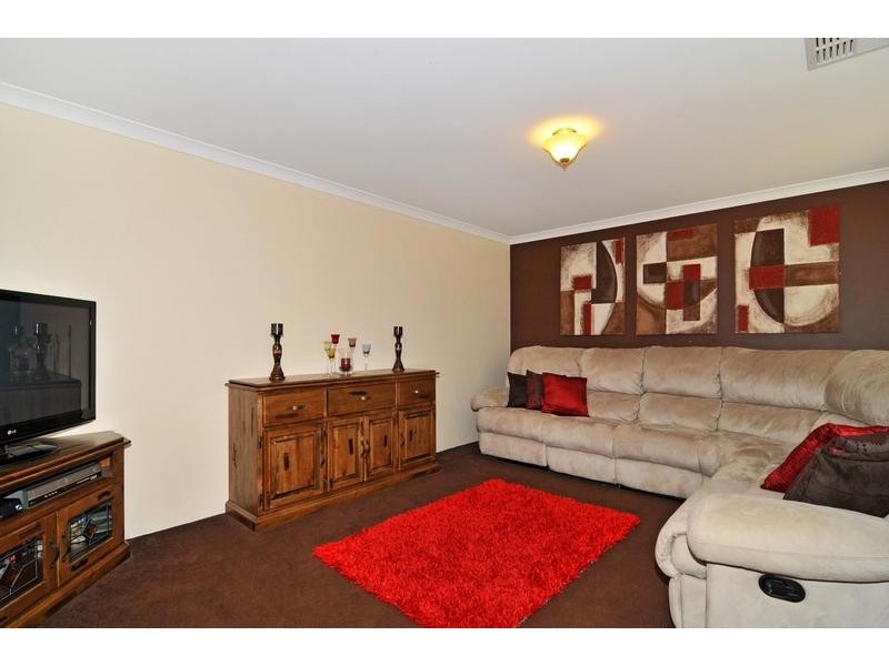 3 Argyle Fairway, Lakelands WA 6180